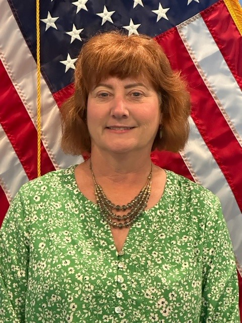 Joyce Czerwinsky, Senior Accountant